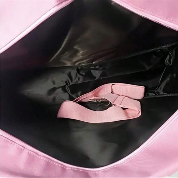 Pink Hello Kitty Duffle Bag, Hello Kitty Bag - Picture 4 of 6